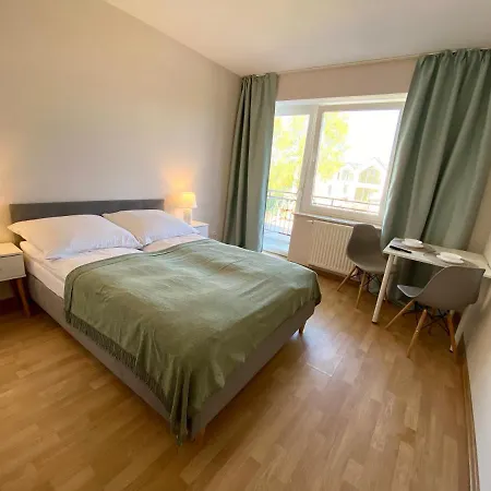 招待所 Jastrzebia Plaza 3*