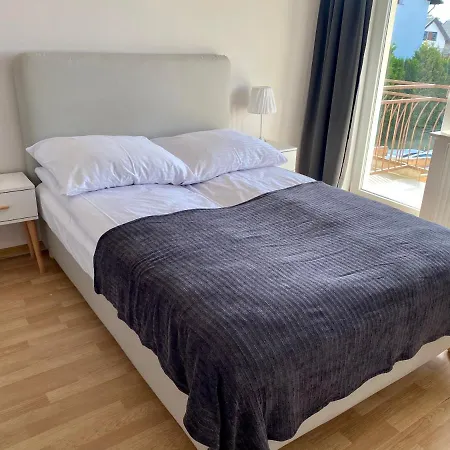 Jastrzebia Plaza Guest house