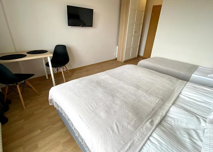 Jastrzebia Plaza بيت ضيافة