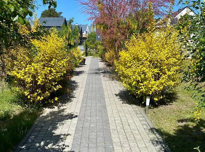 Jastrzebia Plaza بيت ضيافة